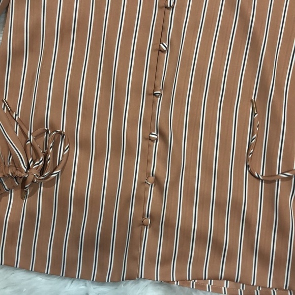 CLEARANCE L'Academie V-neck Cold Shoulder Striped Blouse - Picture 7 of 13